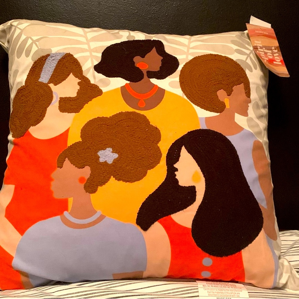 Artisan Accent Pillow:Spirit of Love